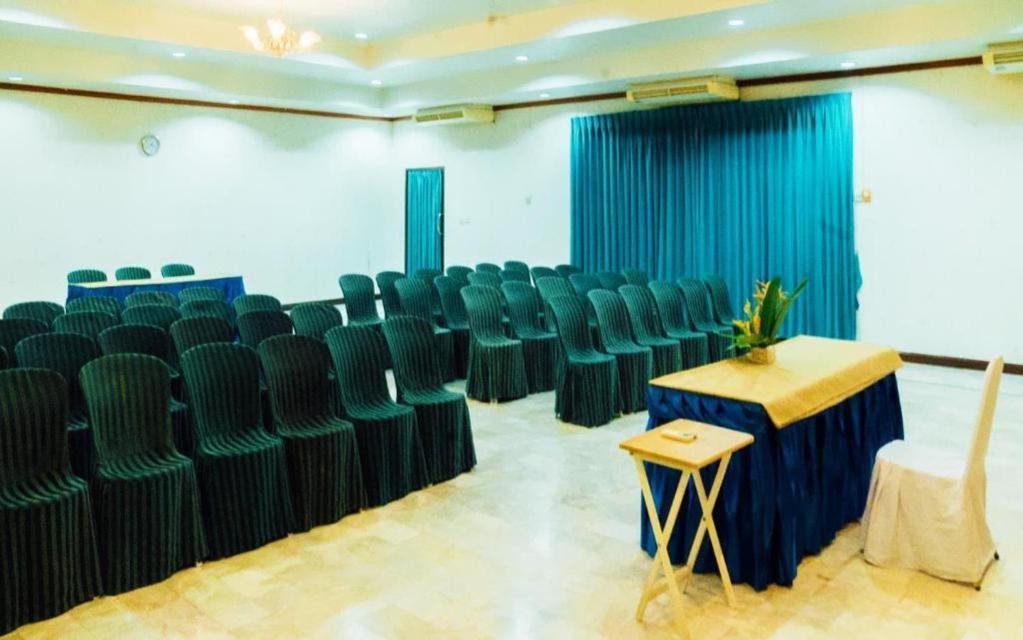 The Pine Resort Pathum Thani Eksteriør billede