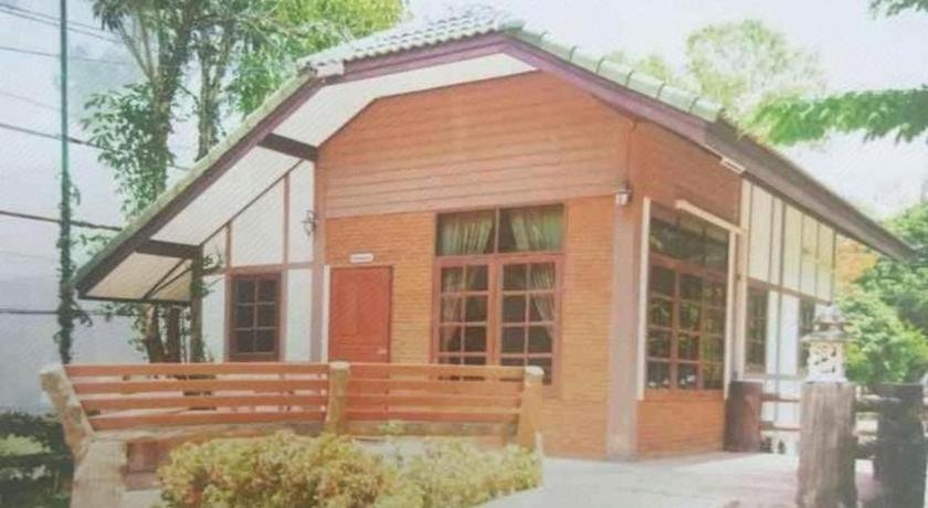 The Pine Resort Pathum Thani Eksteriør billede
