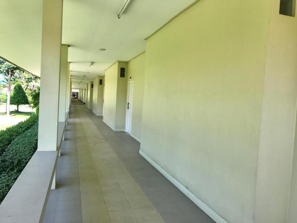 The Pine Resort Pathum Thani Eksteriør billede