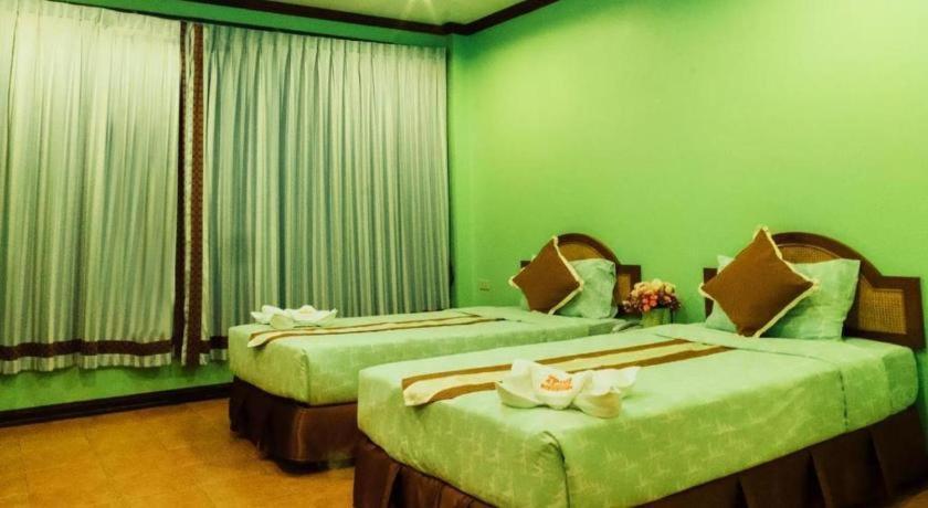 The Pine Resort Pathum Thani Eksteriør billede